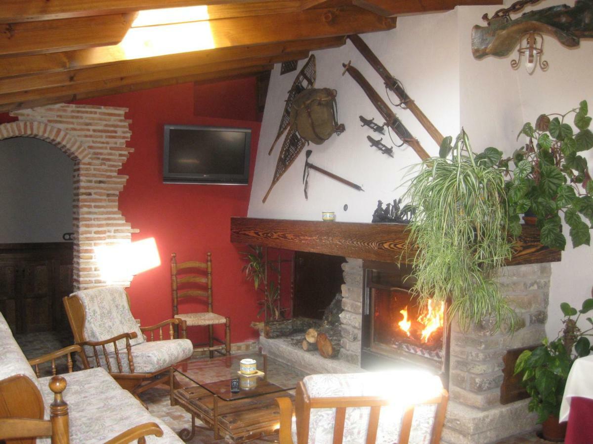 Hotel Rural Los Frutales Cercedilla Eksteriør billede