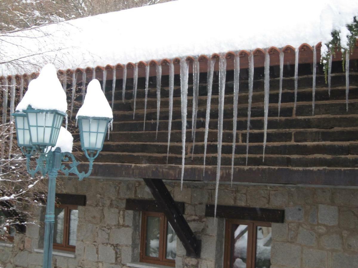 Hotel Rural Los Frutales Cercedilla Eksteriør billede